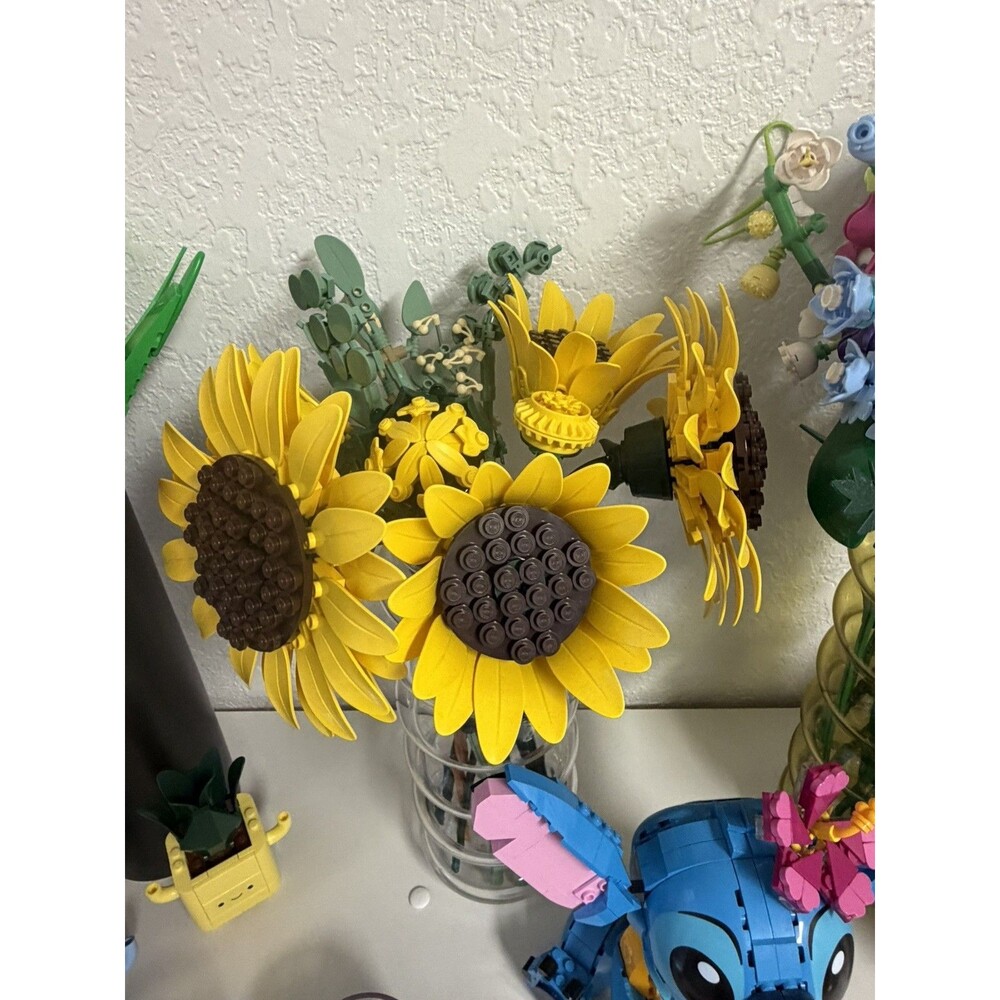 LEGO Botanicals Sunflower Bouquet 11502 Complete Pre-Owned Display Set